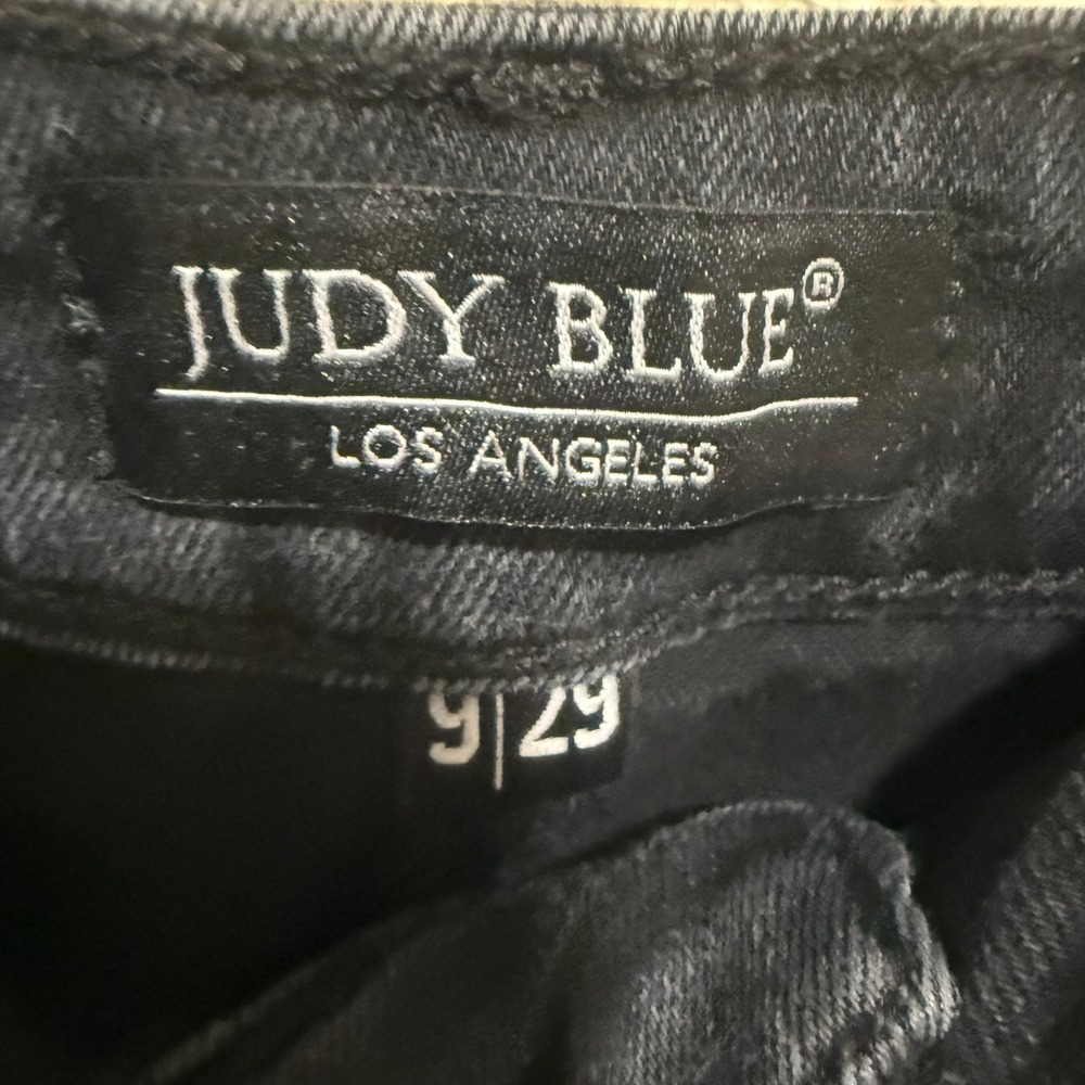 Judy Blue Black Distressed High Rise Boyfriend Jeans JB82161BK Size‎ 9/29 - Picture 2 of 16